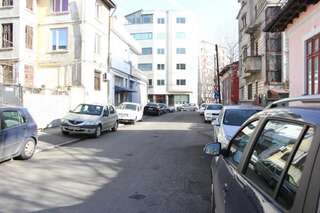 Хостелы 4 Gara de Nord Poshtel Бухарест Четырехместный номер с собственной ванной комнатой-19