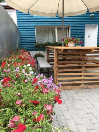 Хостелы 4 Gara de Nord Poshtel Бухарест Четырехместный номер с собственной ванной комнатой-21