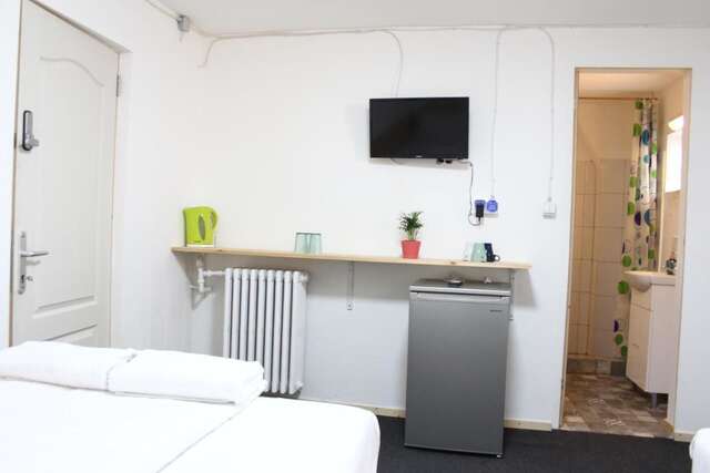 Хостелы 4 Gara de Nord Poshtel Бухарест-12